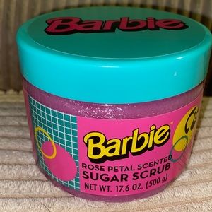 Barbie body scrub💗